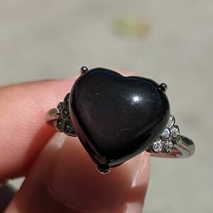 Elegant Black Heart Ring
